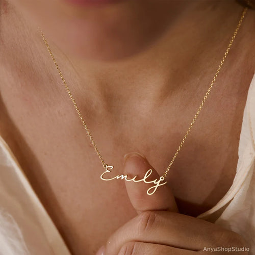 Dainty Minimalist Name Necklace
